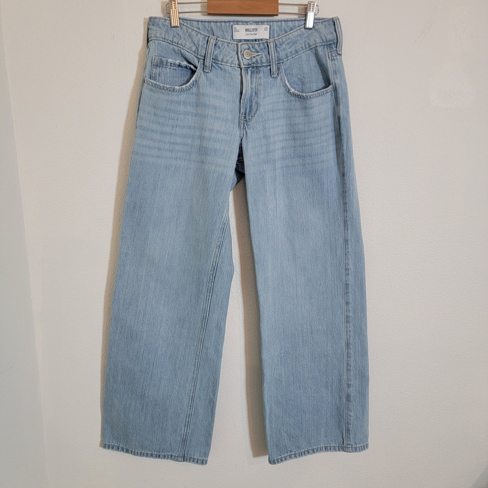 Hollister Low Rise Baggy Jeans Sz 2 Short Light Wash‎ Denim Pants Light Wash Y2K